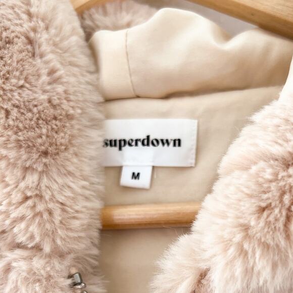 Revolve Superdown Marissa Faux Fur Hooded Jacket Medium Oatmeal - Picture 3 of 9